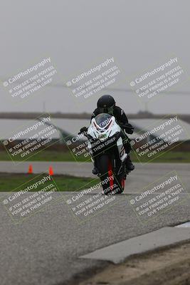 media/Nov-29-2025-TrackDaz (Sat) [[10ae2d9bce]]/C Group/Session 4 (Wheelie Bump)/